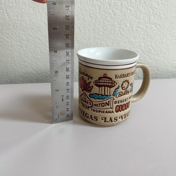 Vintage 1970s Las Vegas Nevada Landmark Casinos Retro Souvenir Coffee Mug Cup - Picture 5 of 11
